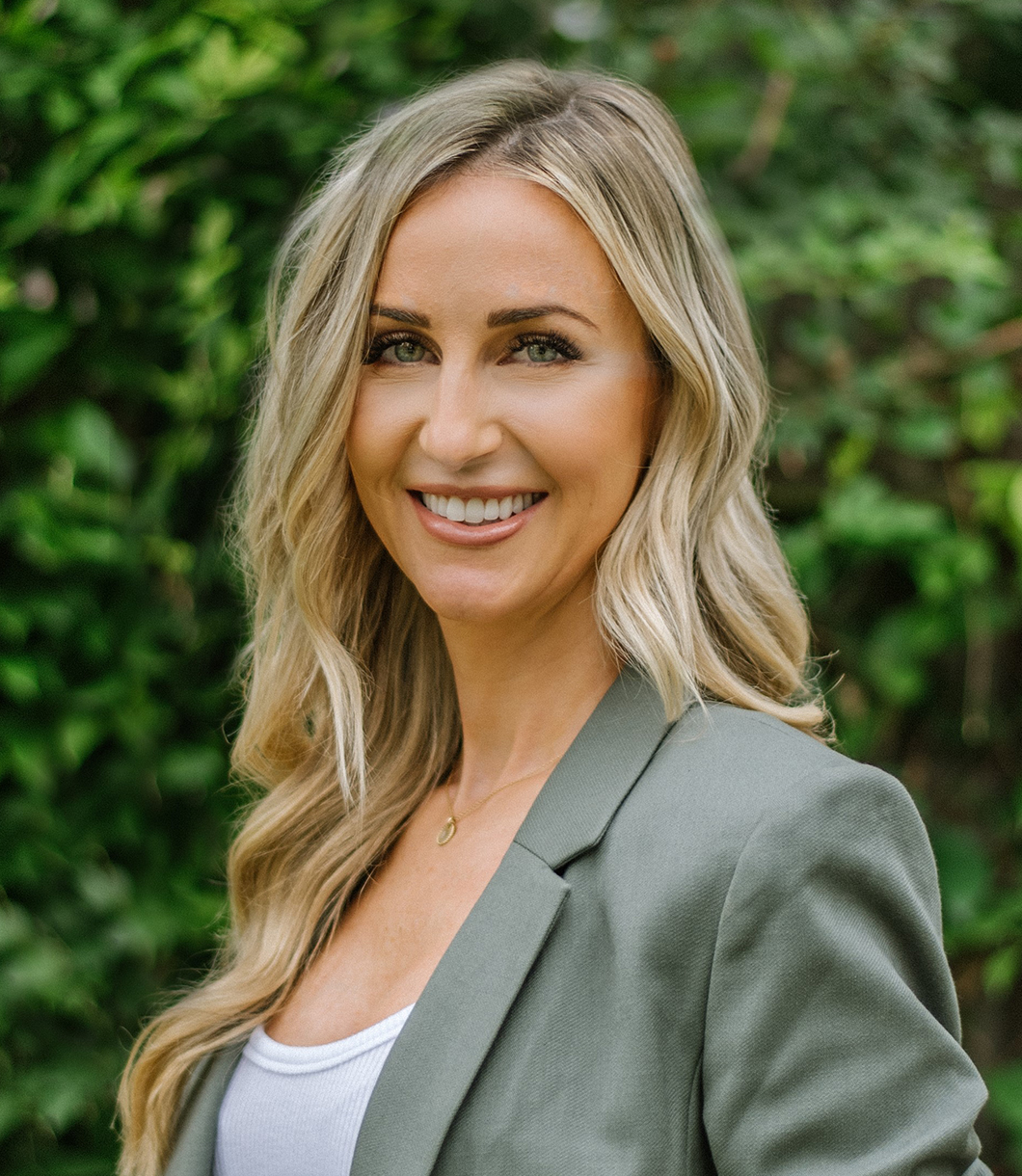 Lindy Wilhite - Agent at The Reyna Group
